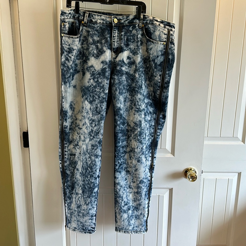 K Jordan size 20 Acid Wash Jeans Zippered Sides Straight leg